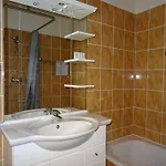 Location Et * Roquebrune-sur-Argens