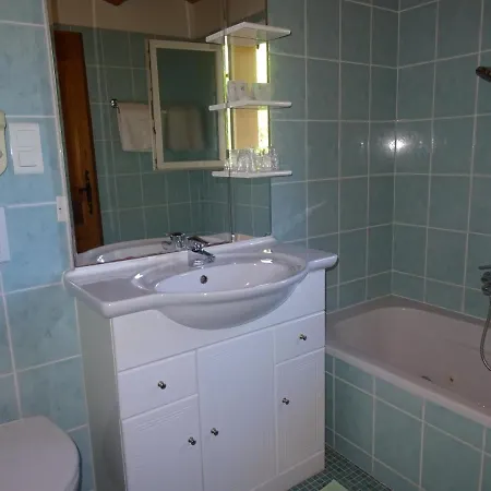 Au Bois Fleuri Location Et بيت للعطل *