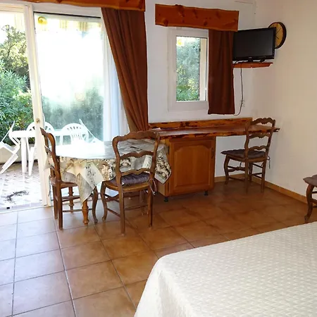 Au Bois Fleuri Location Et روكبرون-سور-أرجينس