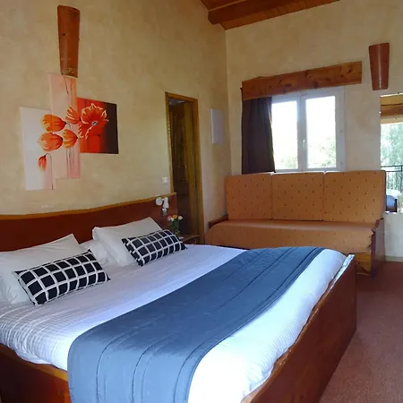 Au Bois Fleuri Location Et Dom wakacyjny *