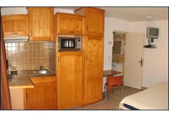 Location Et Hébergement de vacances *